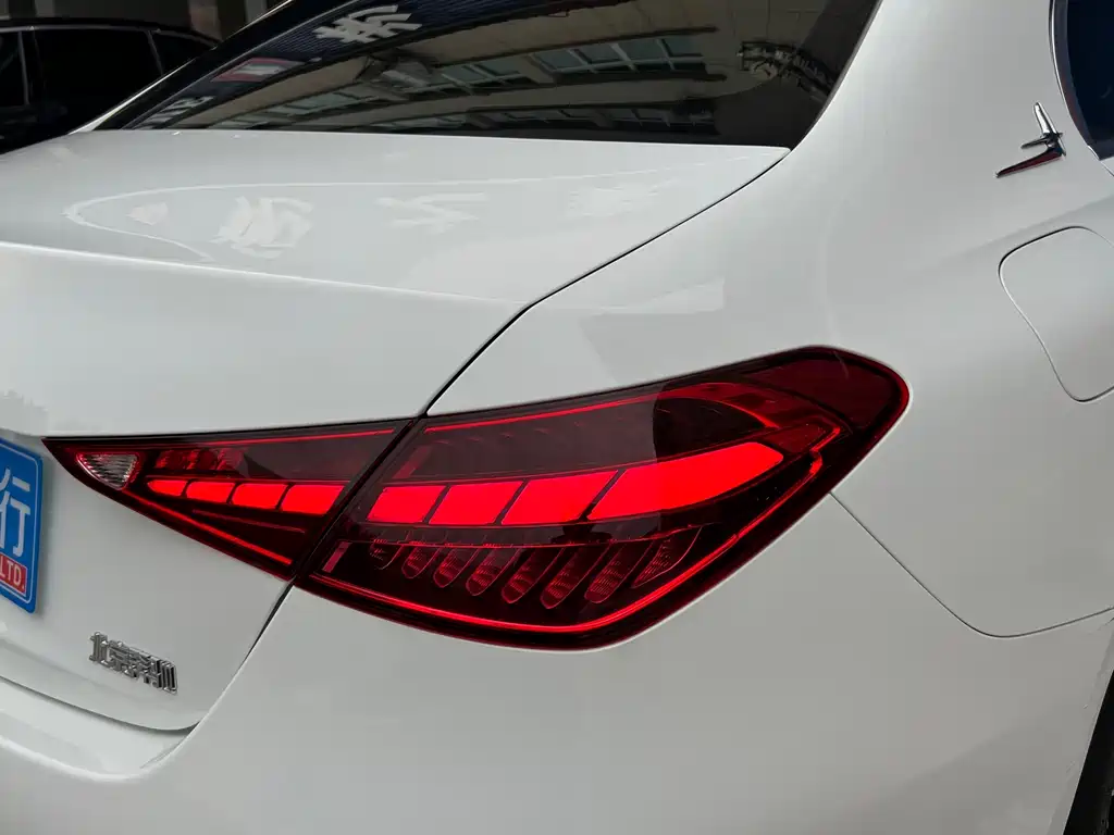 Mercedes-Benz C-Class 2022 — фото 10
