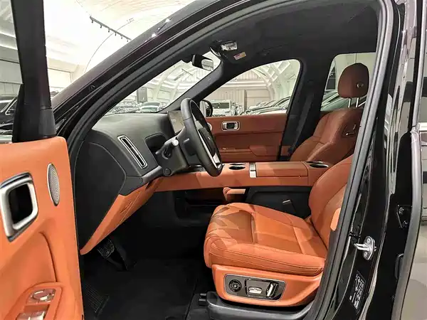 Li Auto L9 2025