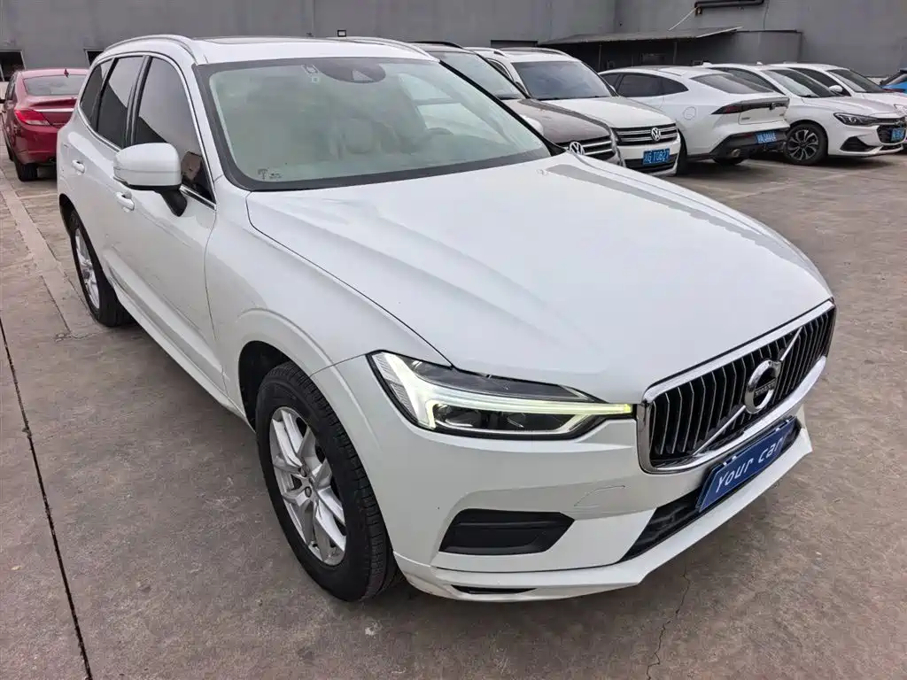 Volvo XC60 2019 — фото 3