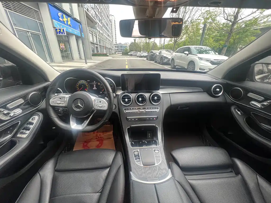 Mercedes-Benz C-Class 2020 — фото 10