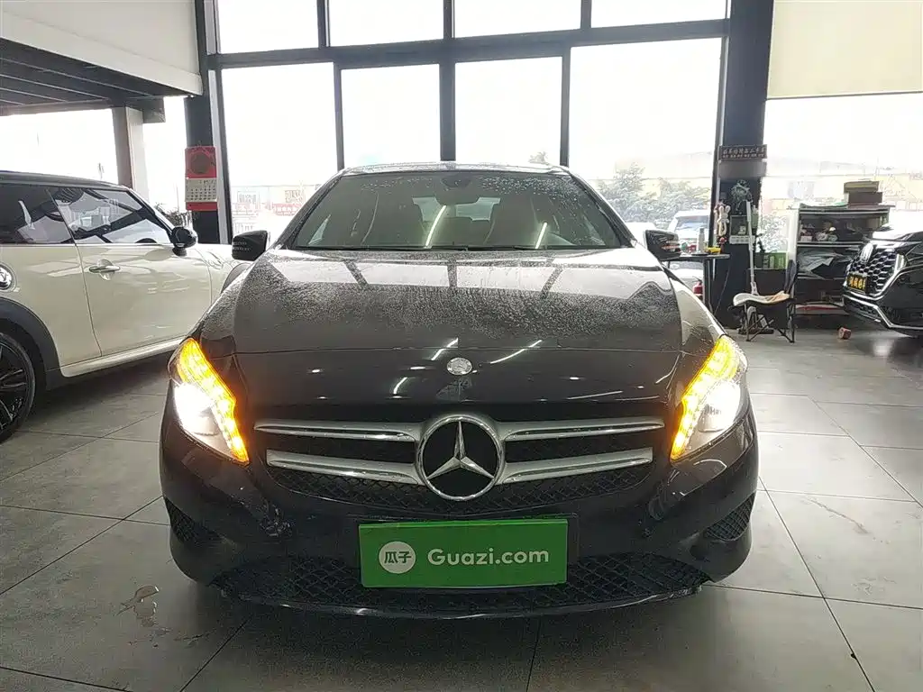 Mercedes-Benz A-Class 2015 — фото 3