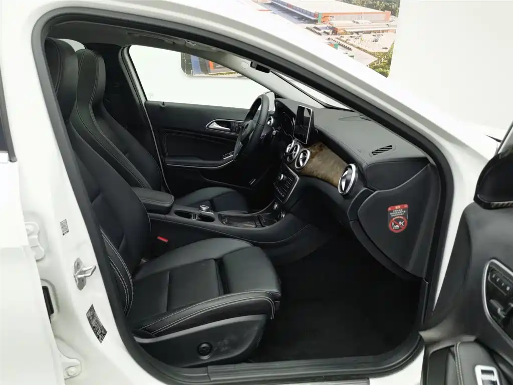 Mercedes-Benz GLA 2016 — фото 23