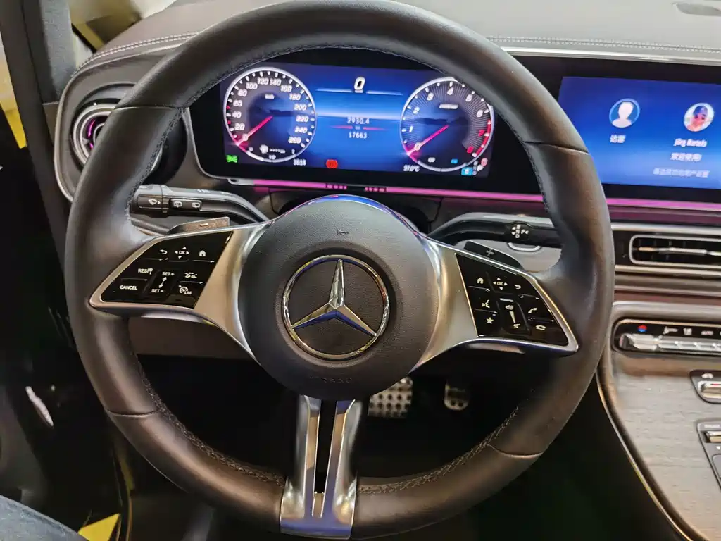 Mercedes-Benz V-Class 2025 — фото 16