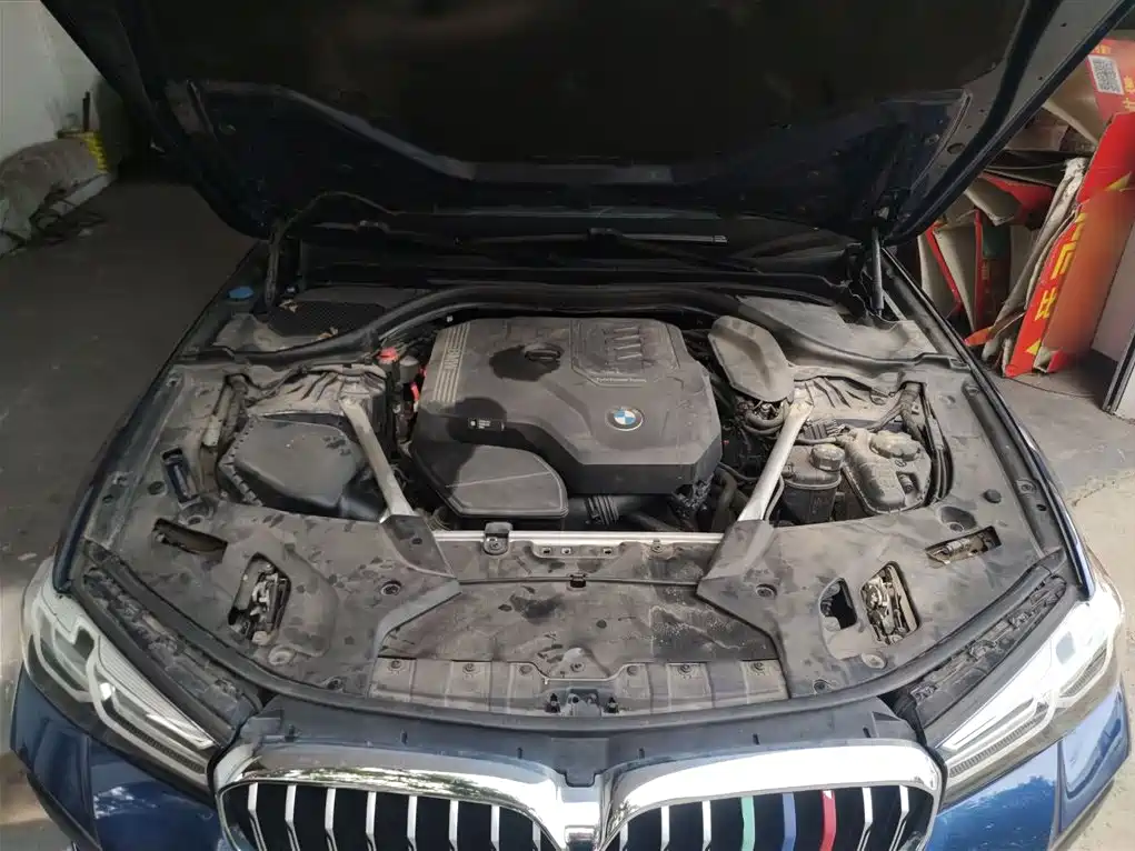 BMW 5 Series 2022 — фото 10