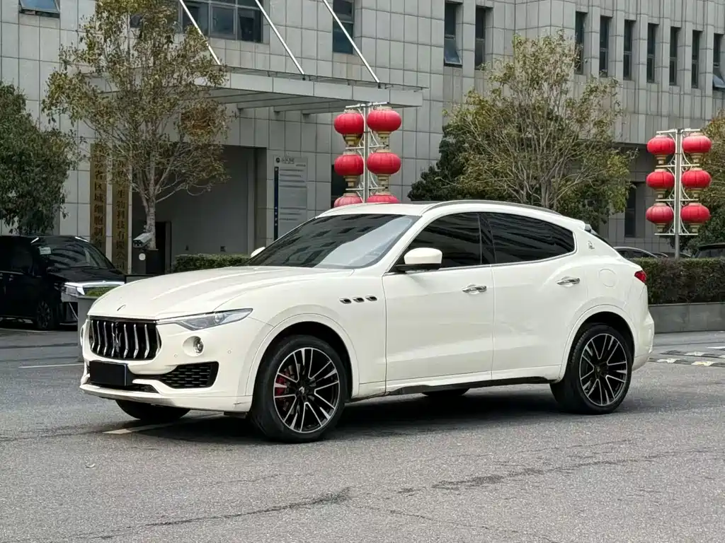 Maserati Levante 2019 — фото 2