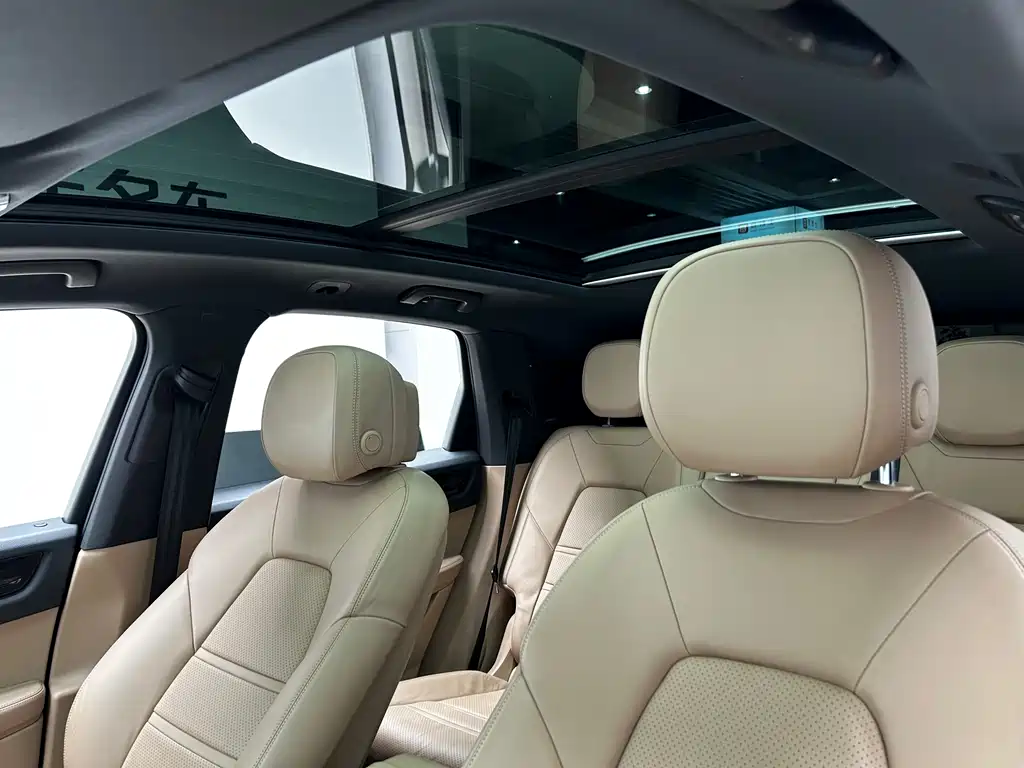 Porsche Cayenne 2018 — фото 11