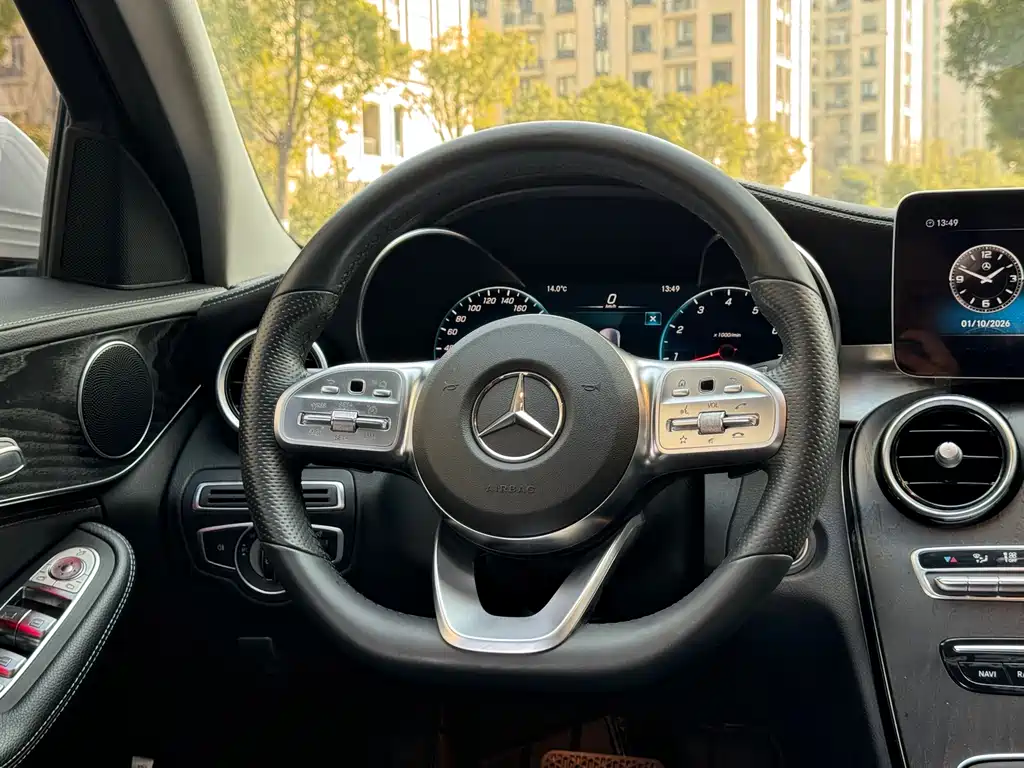 Mercedes-Benz C-Class 2020 — фото 7