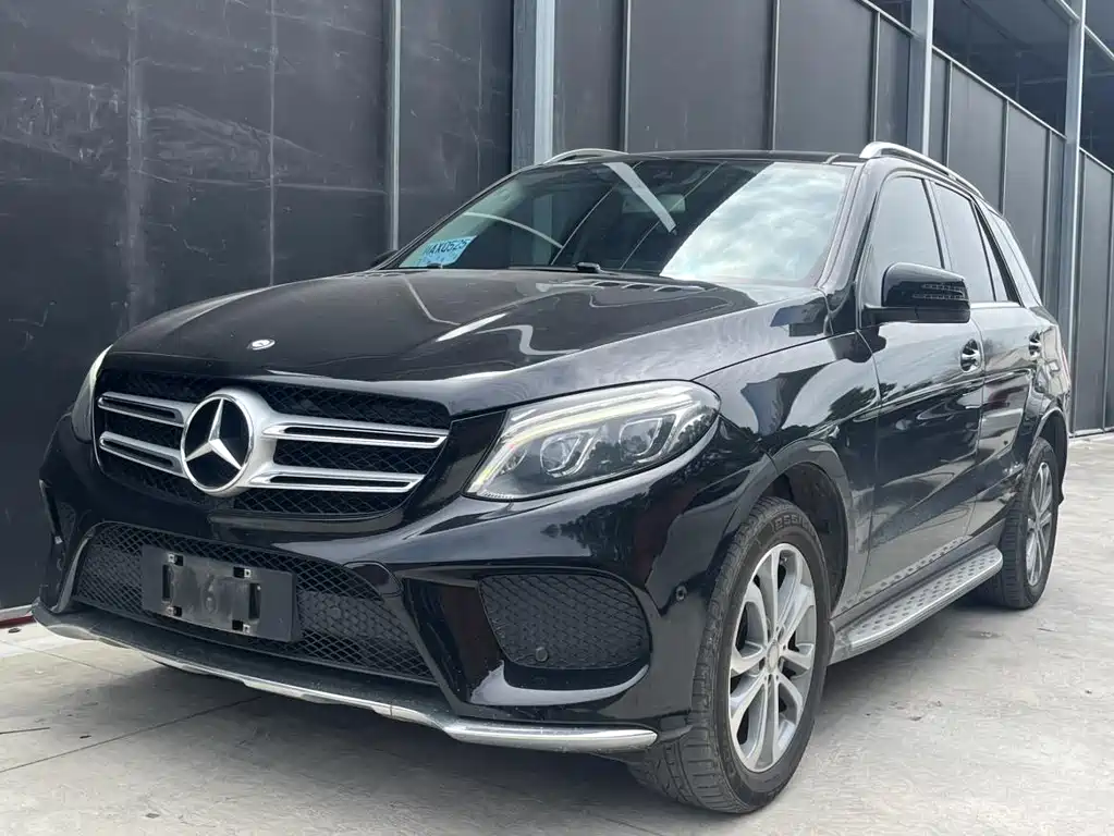 Mercedes-Benz GLE 2015