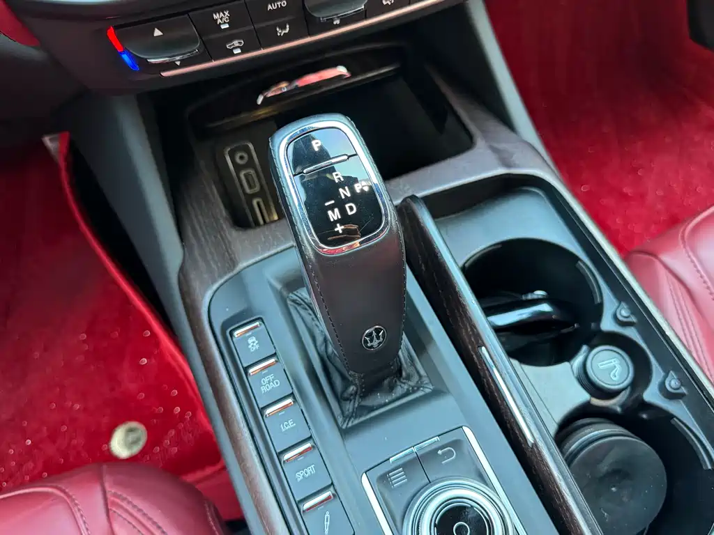 Maserati Levante 2022 — фото 16