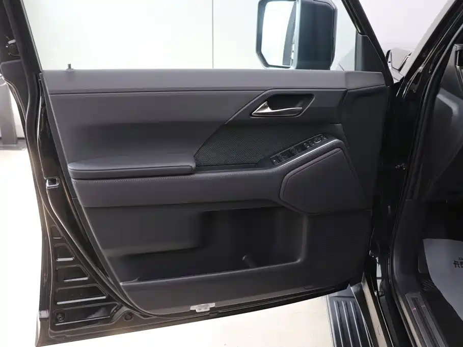 Lexus GX 2025 — фото 10