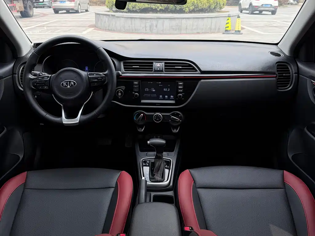 Kia KX Cross 2019 — фото 2