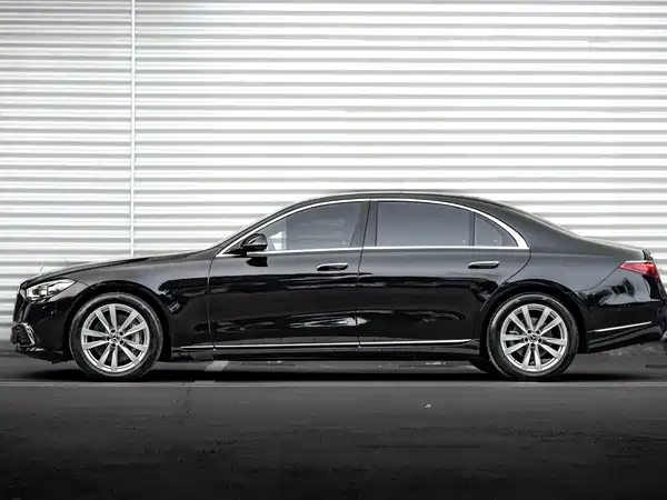 Mercedes-Benz S-Class 2023