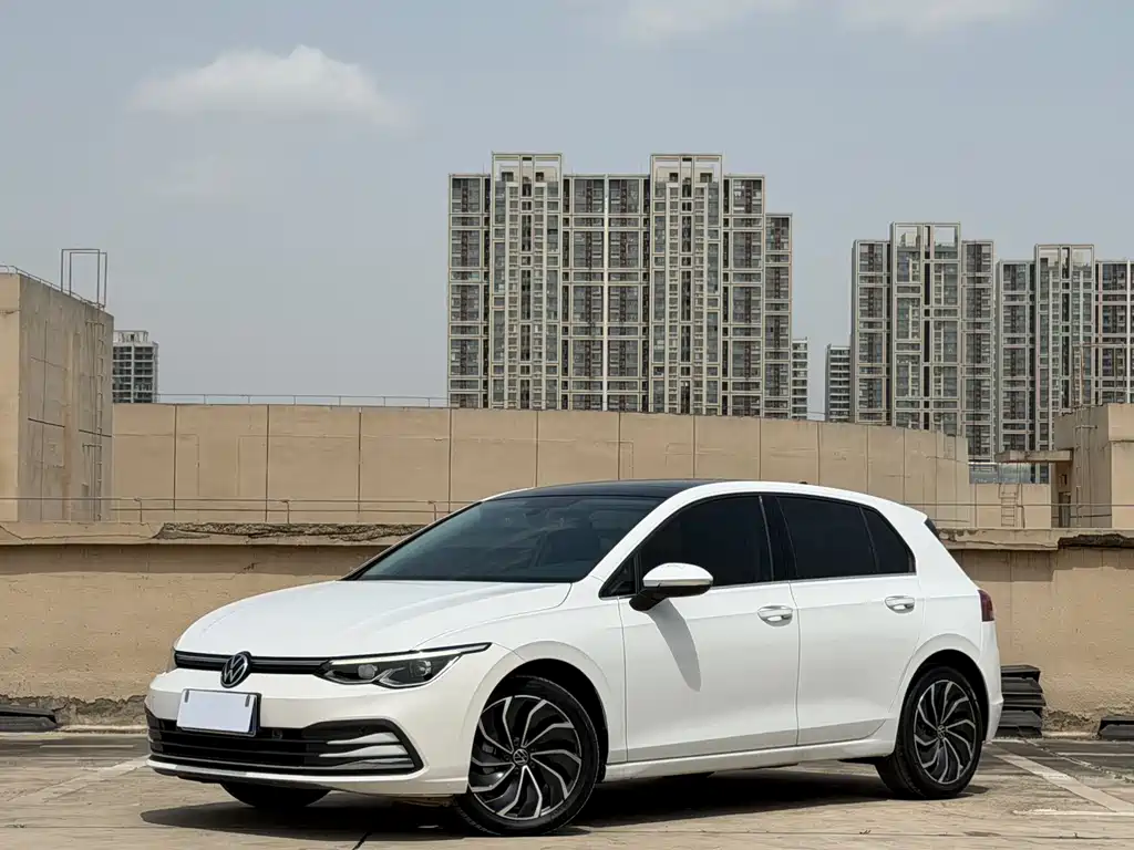 Volkswagen Golf 2022
