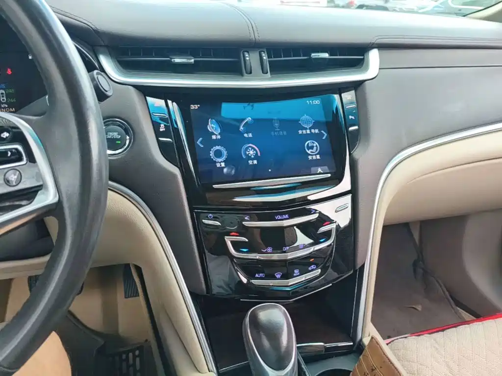 Cadillac XTS 2015 — фото 18