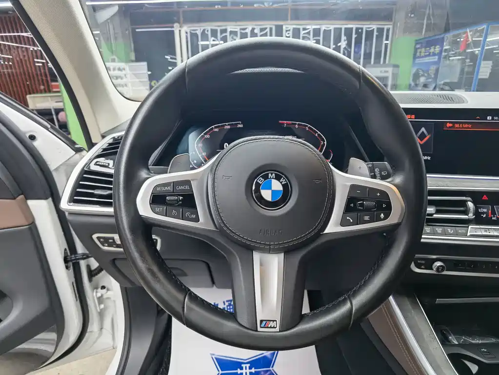 BMW X5 2019 — фото 10