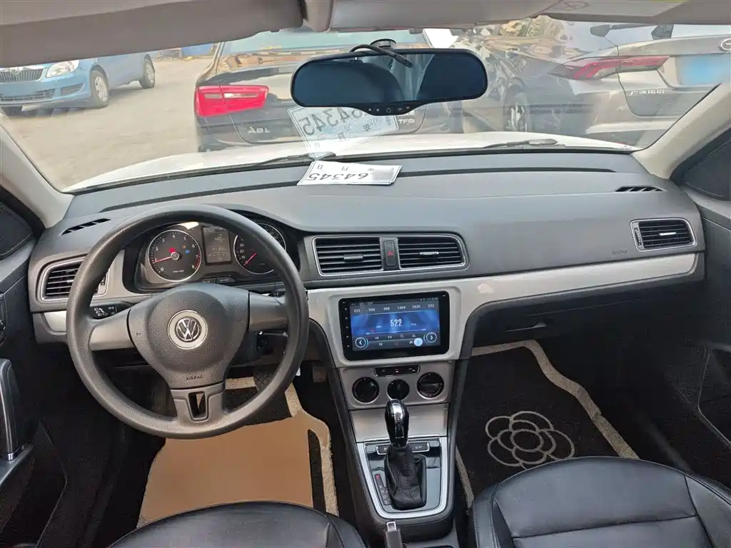 Volkswagen Gran Lavida 2015 — фото 10
