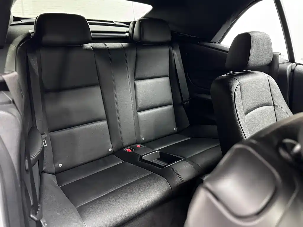 BMW 1 Series 2012 — фото 14