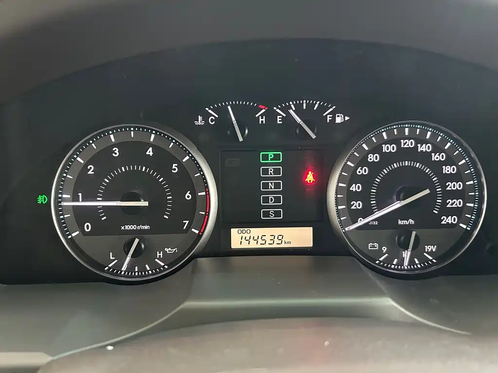 Toyota Land Cruiser 2018 — фото 28