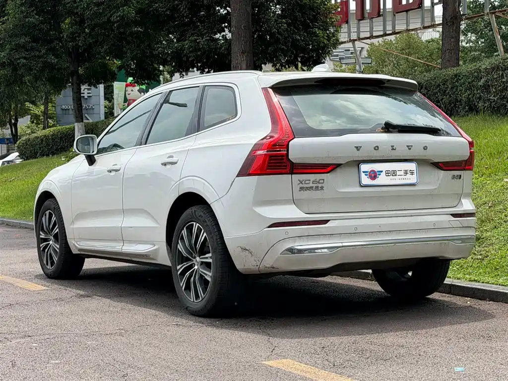 Volvo XC60 2021