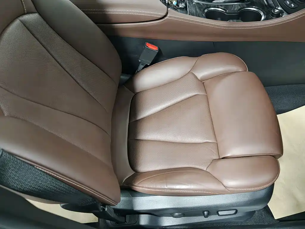 Buick Envision Plus 2015 — фото 12