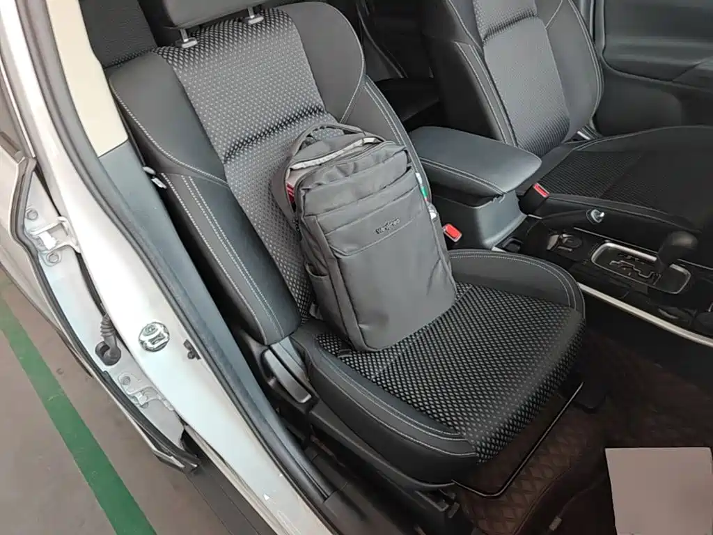 Mitsubishi Outlander 2021 — фото 25