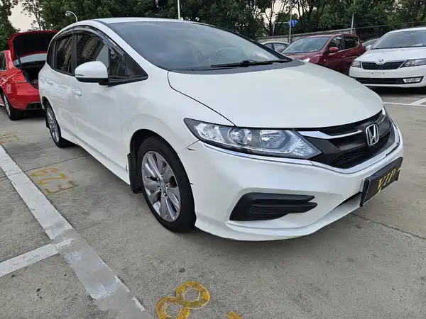 Honda Jade 2017