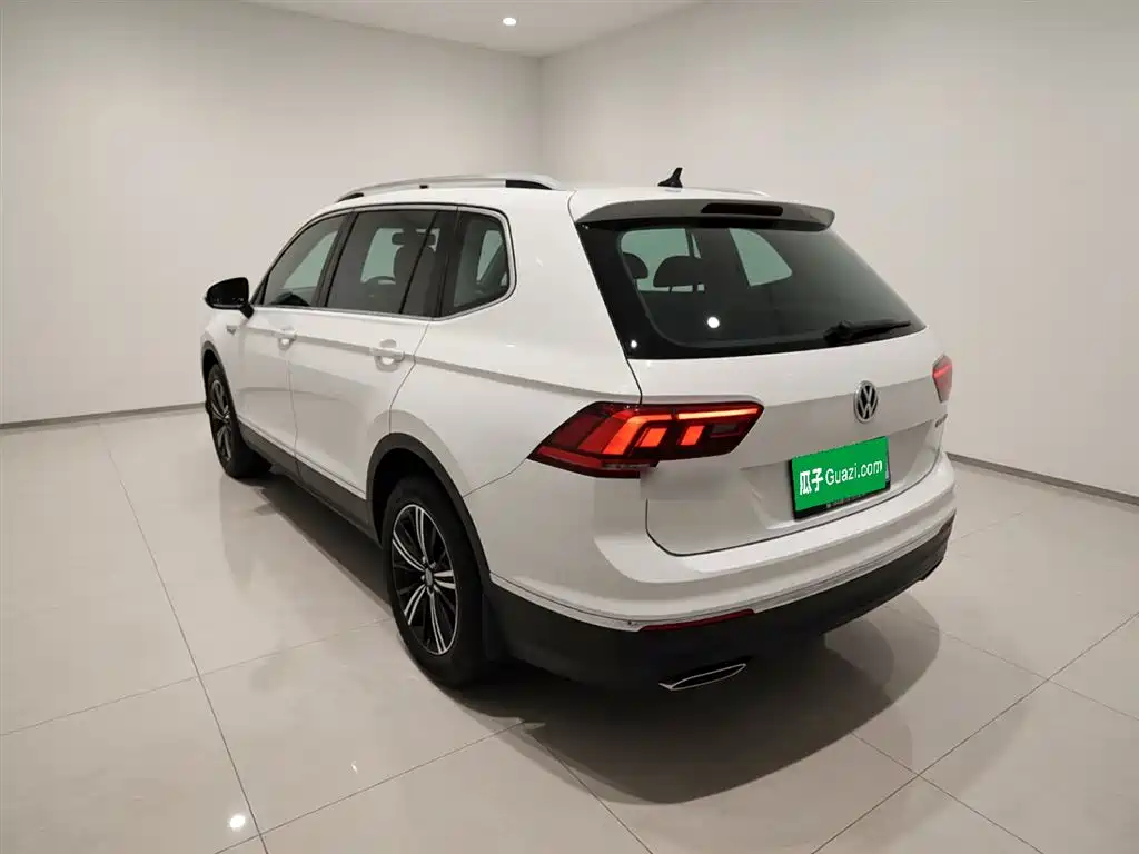 Volkswagen Tiguan L 2019 — фото 5