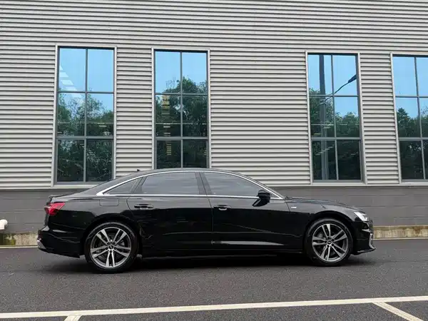 Audi A6L 2025