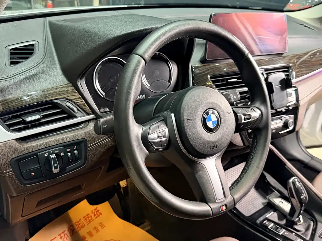 BMW X1 2021 — фото 11