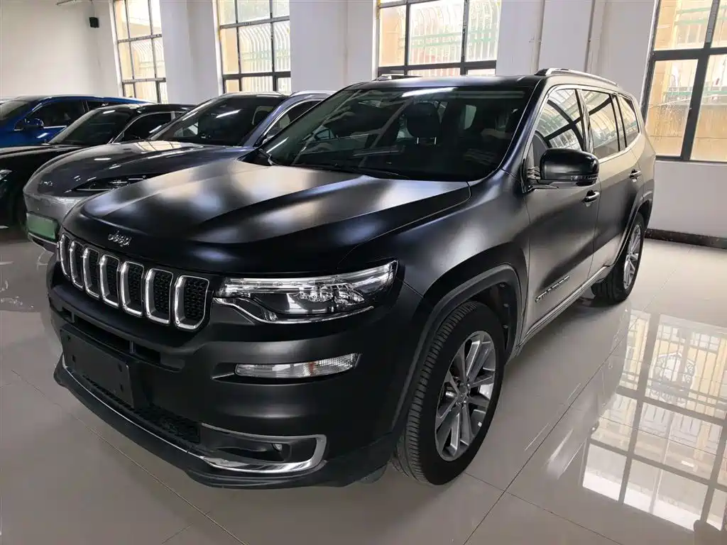 Jeep Commander 2020 — фото 1