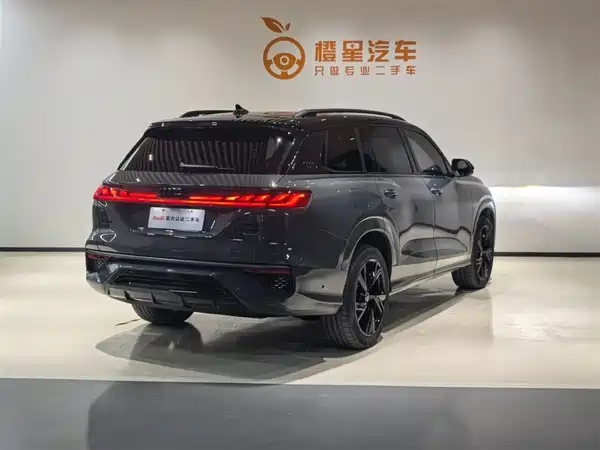 Audi Q6 2024