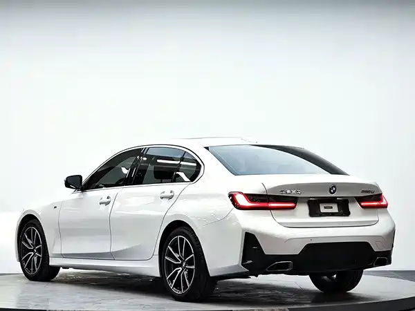 BMW 3 Series 2023