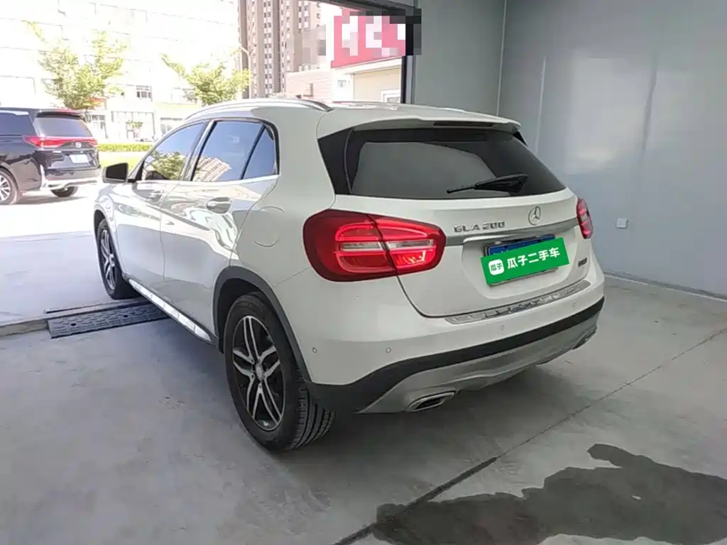 Mercedes-Benz GLA 2016