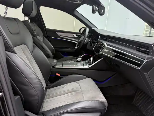 Audi A6L 2021