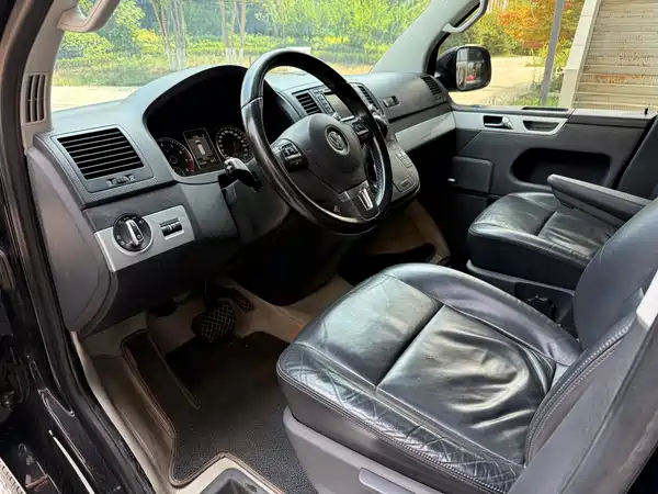 Volkswagen Metroway 2014