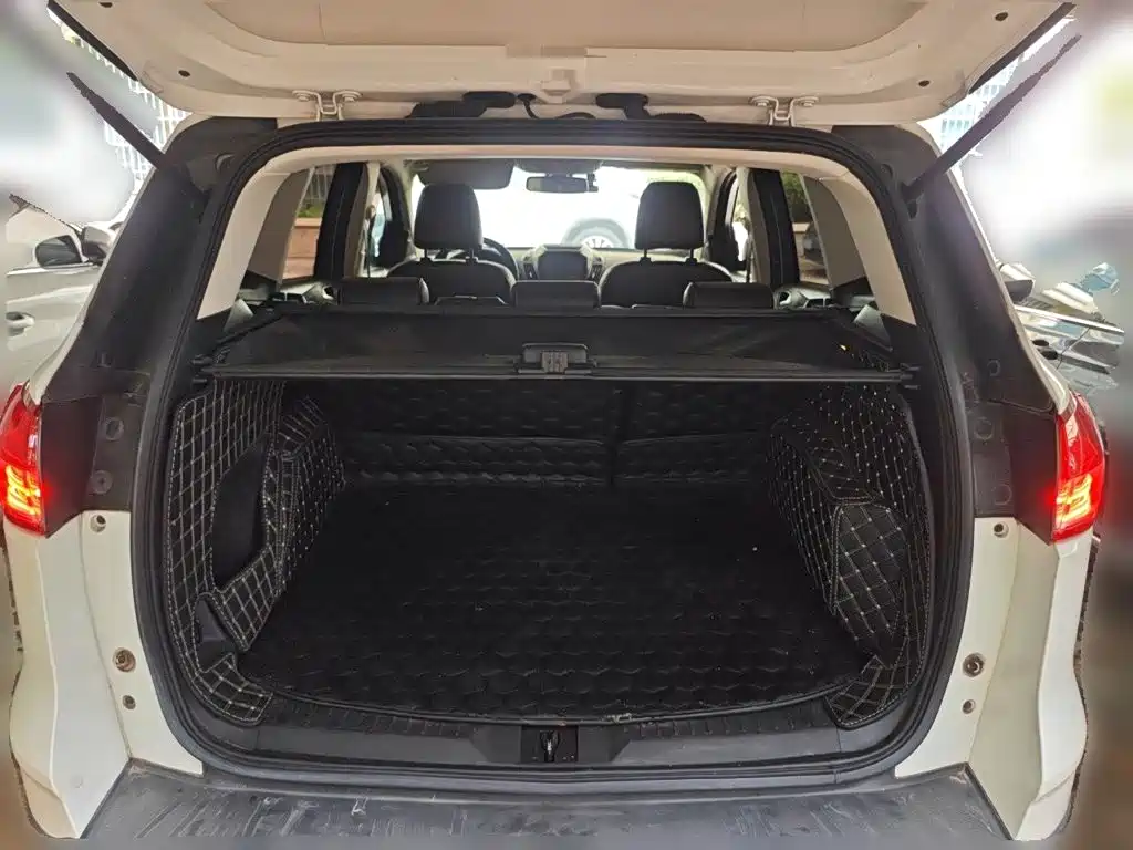 Ford Kuga 2014 — фото 15