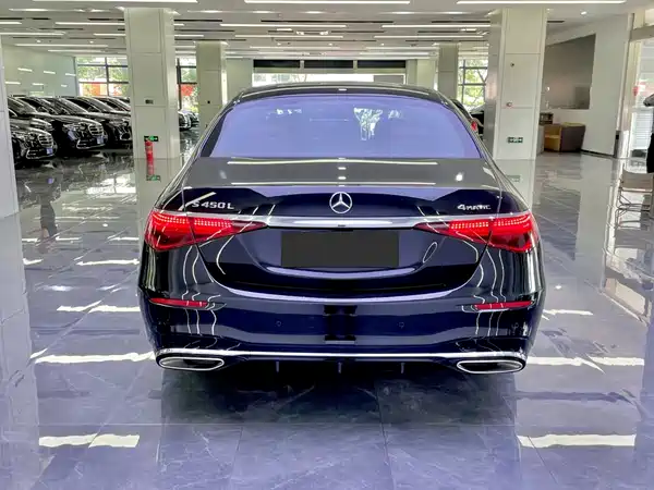 Mercedes-Benz S-Class 2024