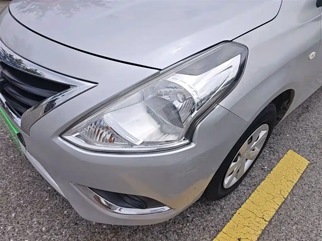 Nissan Sunny 2015 — фото 24