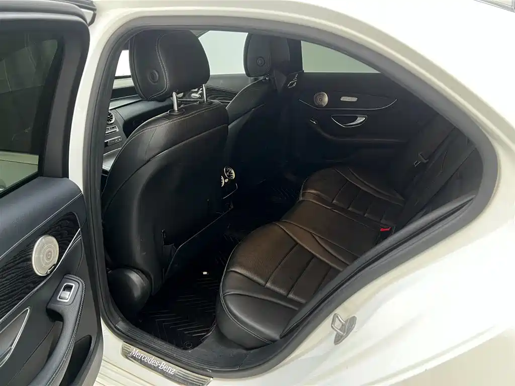Mercedes-Benz C-Class 2020 — фото 23