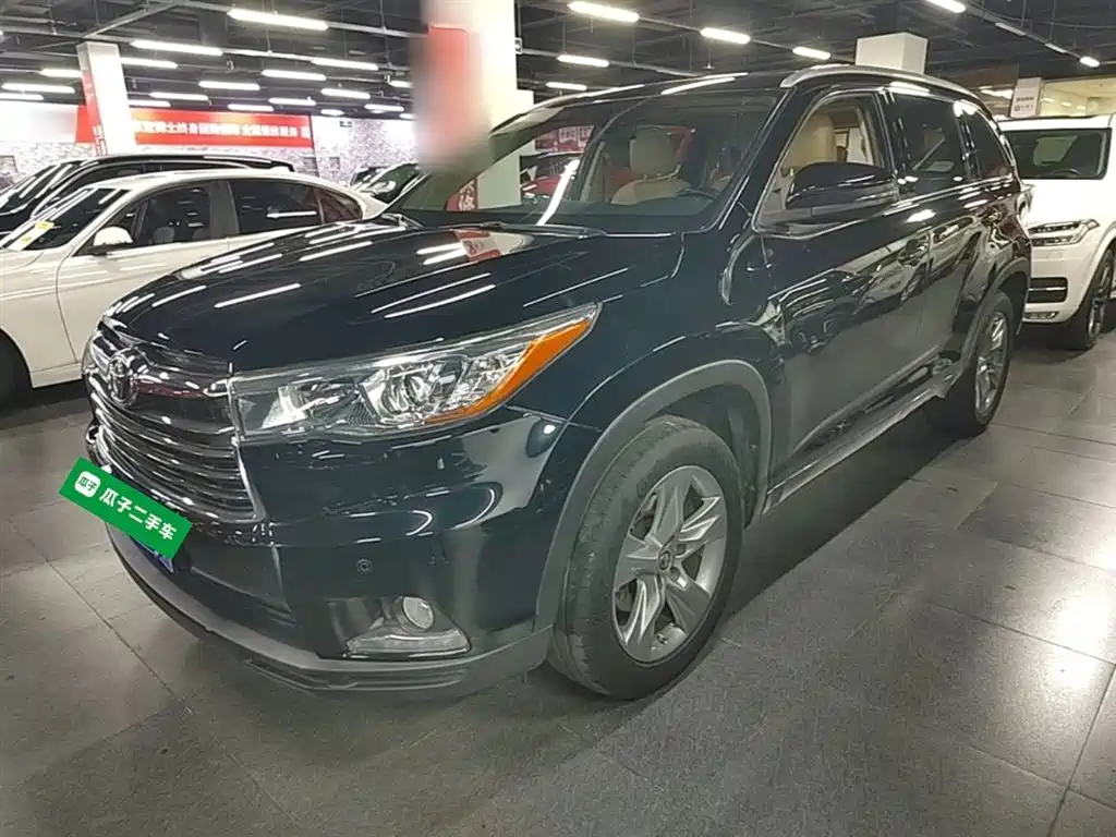 Toyota Highlander 2017 — фото 1
