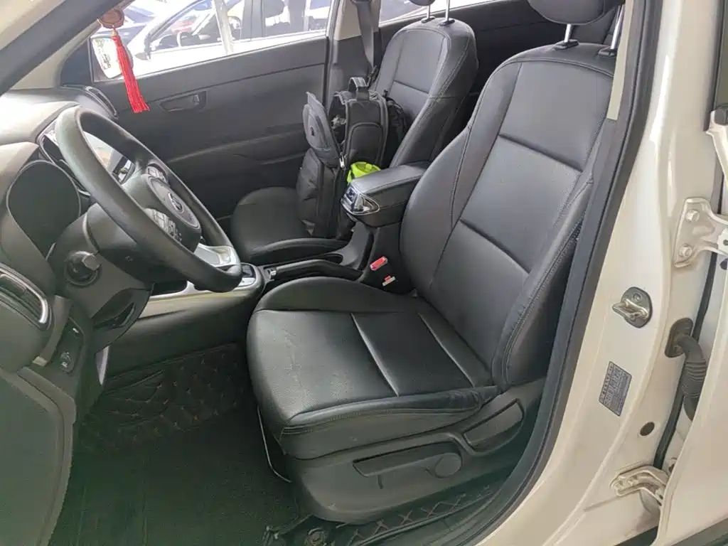 Kia KX3 2017 — фото 15