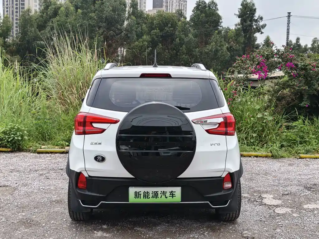 BYD Yuan Pro 2022 — фото 9