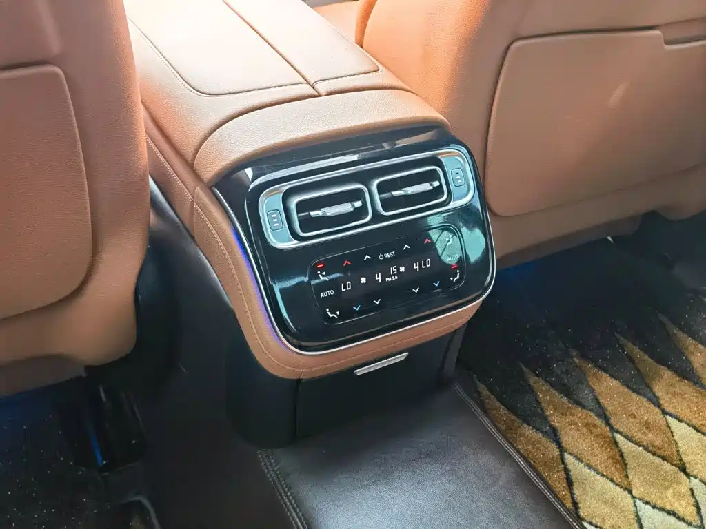 Mercedes-Benz S-Class 2022 — фото 40