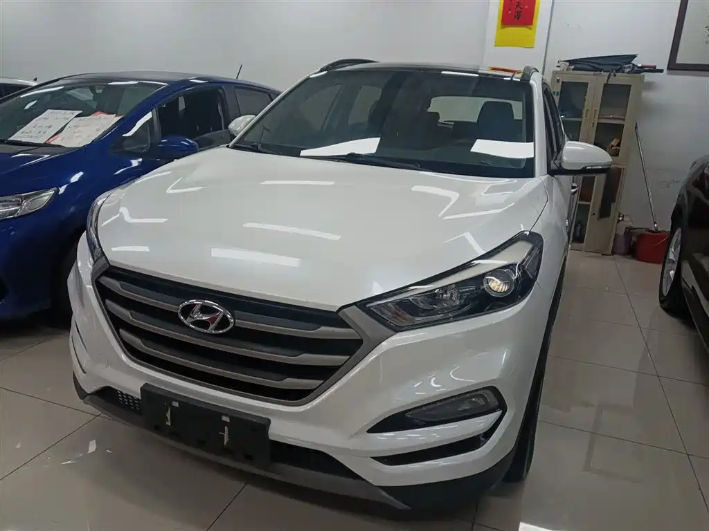 Hyundai Tucson 2017 — фото 2