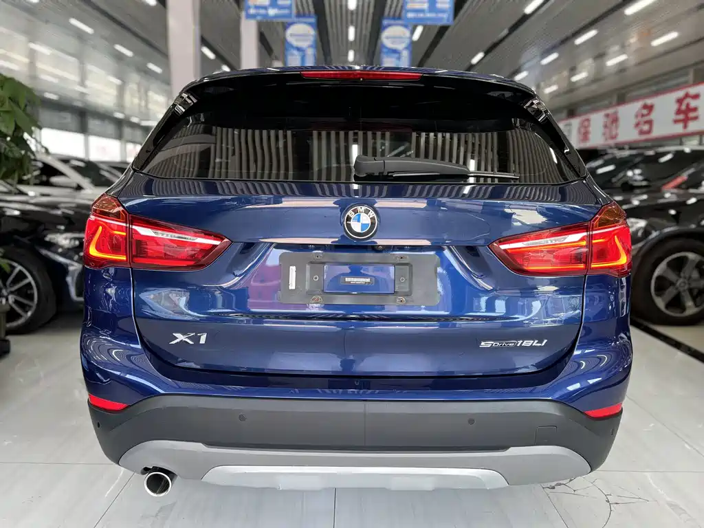 BMW X1 2019 — фото 8