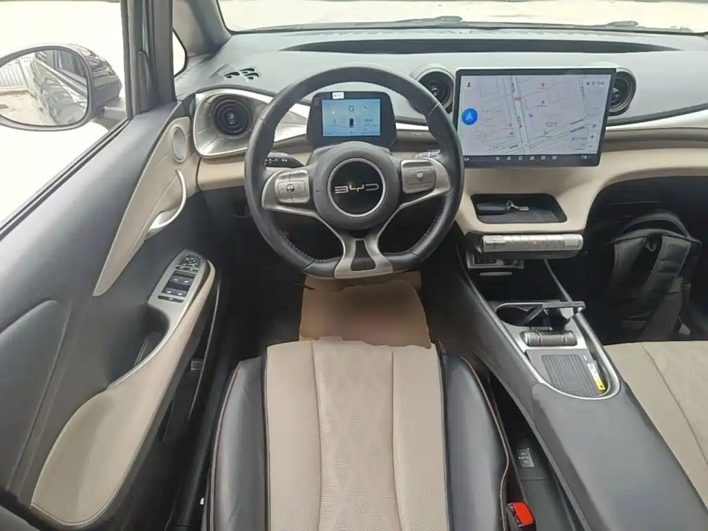 BYD Dolphin 2023 — фото 11