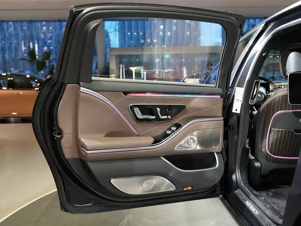 Mercedes-Benz S-Class 2023 — фото 18