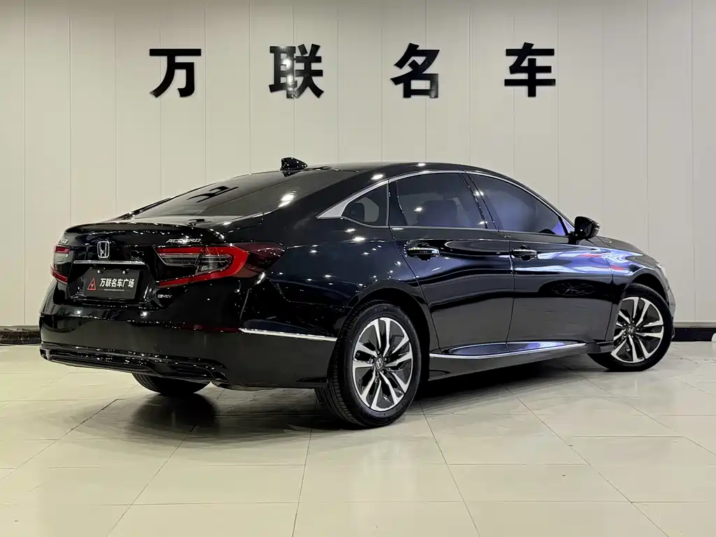Honda Accord New Energy 2023 — фото 9
