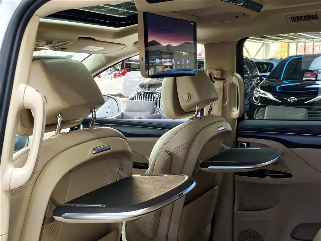 Buick GL8 Hybrid 2025 — фото 12
