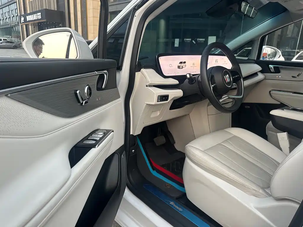 Buick GL8 Hybrid — фото 6
